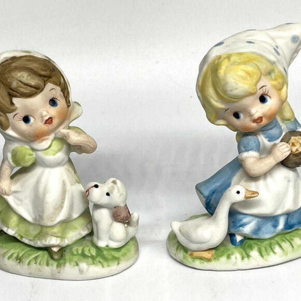 Little Girls with‎ Goose and Dog 3" Porcelain Figurines Taiwan HOMCO